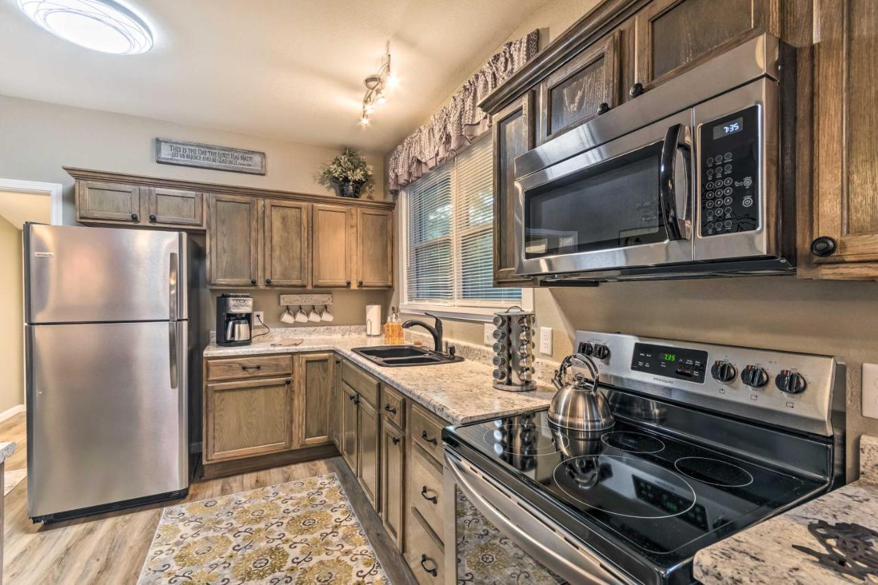 Remodeled Downtown Hot Springs Home With Porch Eksteriør billede